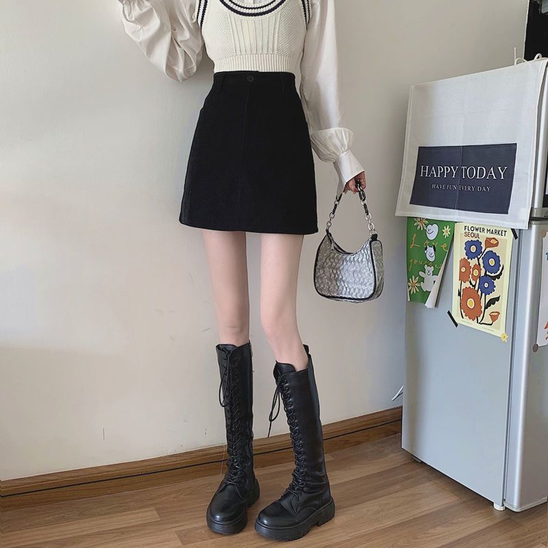 Fat mm プラスサイズ女性用コーデュロイ Aラインスカート、秋、新デザイン、ハイウエスト、ブラック、スリム、ヒップにぴったり合うショートスカート