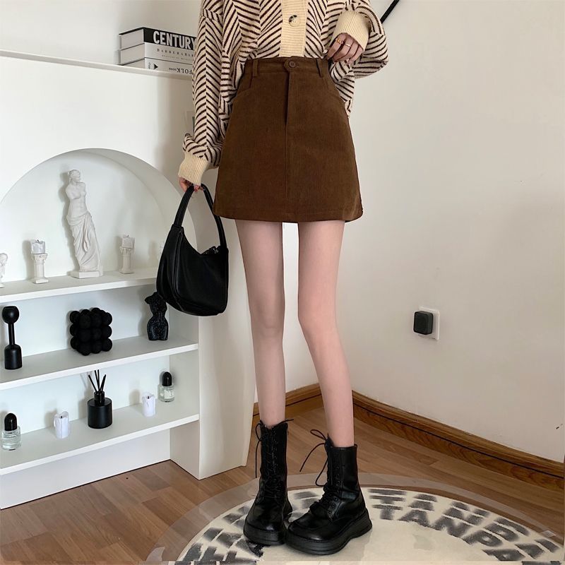 Fat mm プラスサイズ女性用コーデュロイ Aラインスカート、秋、新デザイン、ハイウエスト、ブラック、スリム、ヒップにぴったり合うショートスカート