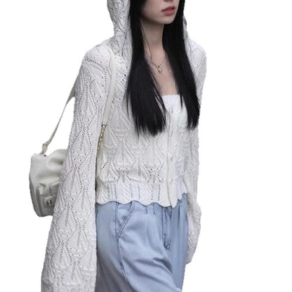 羽織るだけでUV対策。涼しさも美しさも。レディース フード付き ニットウェア Vネック 長袖日焼け防止シャツ